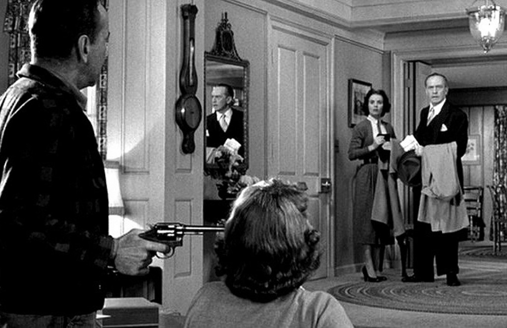 a William Wyler The Desperate Hours Humphrey Bogart DVD Review PDVD_006
