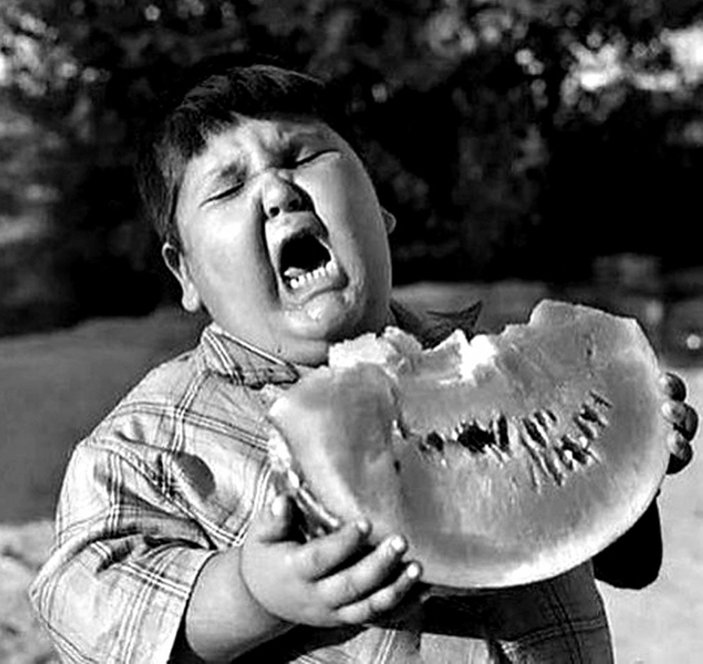 funny,kid,boo,boy,eating,watermelon-ad2da5833752cb3359096df9093003d1_h