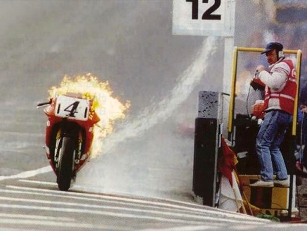 tumblr_n6w4uc0WYQ1sinchno1_500