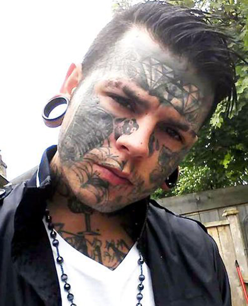 xInstantly-Regrettable-Face-Tattoos-You-Need-To-See-15.jpg.pagespeed.ic.CIcDEOXomV