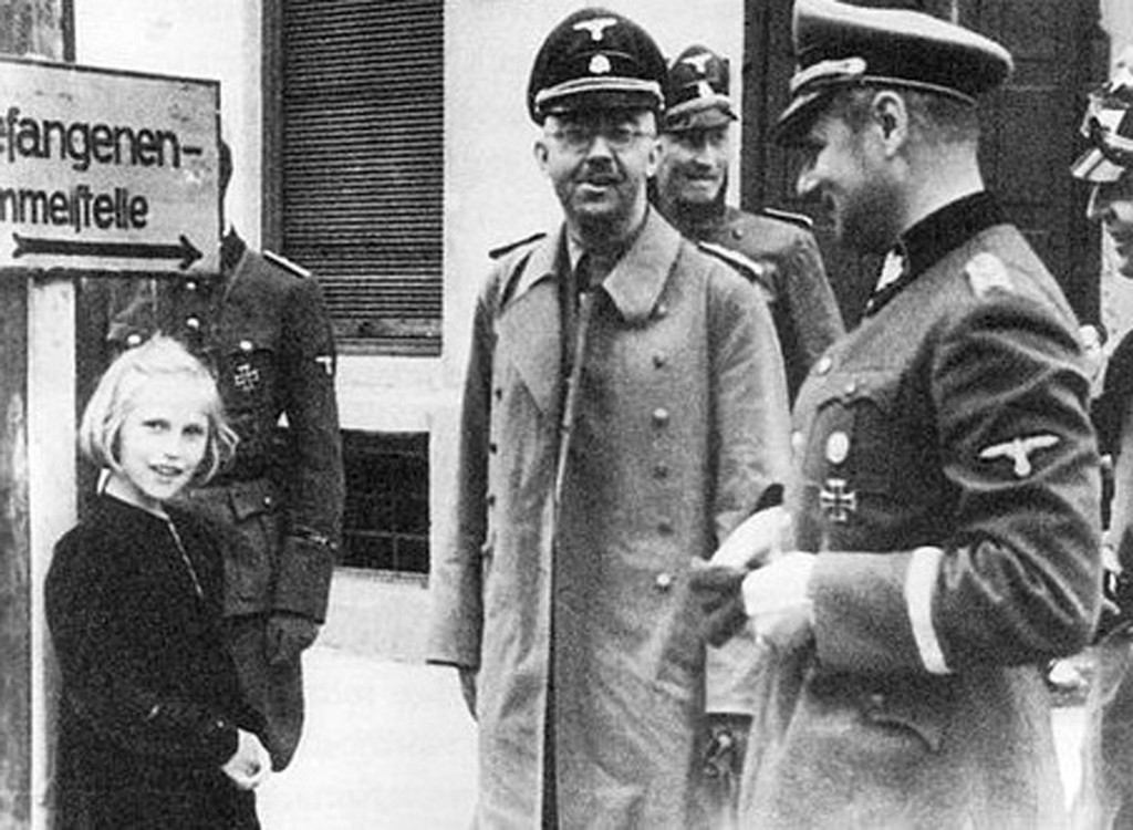 =Heinrich_Himmler_and_Gudrun_Burwitz